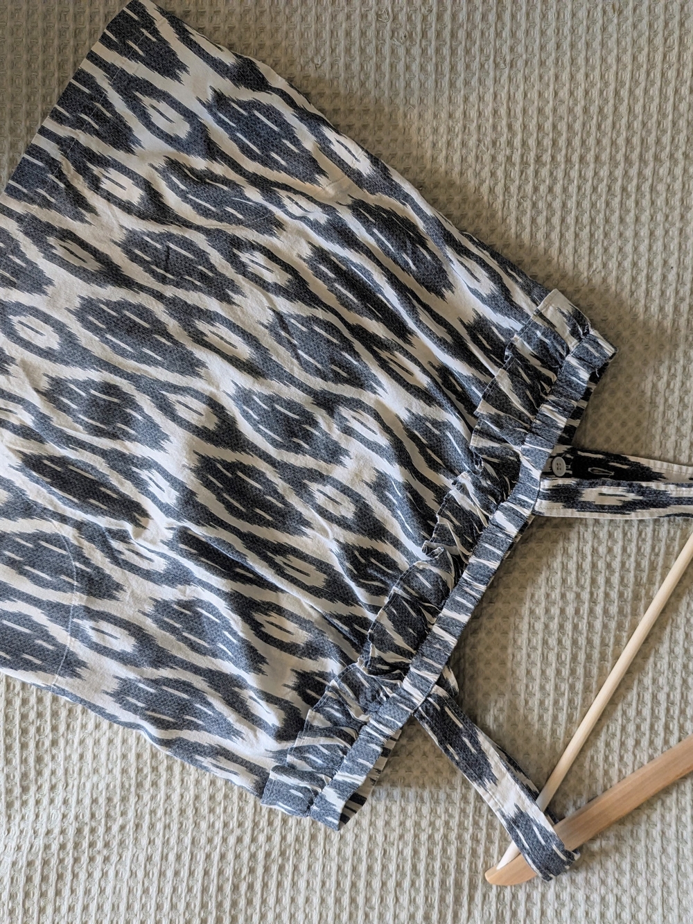 J. CREW Grey and White Ikat Tank Top - Unknown Brand